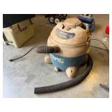 16 Gal Shop Vac- powers on