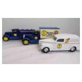 Heavy Die-Cast 1:24/38 Scale Coin Bank Model Cars