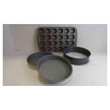 4 Bakeware Kitchen Items; 24 Mini Muffin Pan,