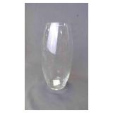 Classic Clear Glass Capsule Vase 10' x 3' x 5'