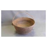 Antique Cast-Iron 3-Leg Stewing Bean Pot w/Handle