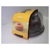 NEW Nordic Ware Bundt Pan & Cake Keeper