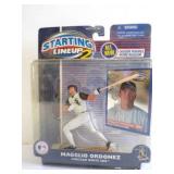 2000 Starting Lineup 2 MLB Baseball Figurine &
