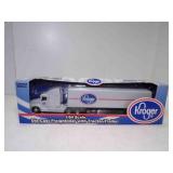 2000 ERTL Collectibles Die Cast Metal Freightliner