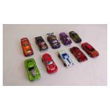 10 Matchbox, Maisto & Hot Wheels Die-Cast Cars