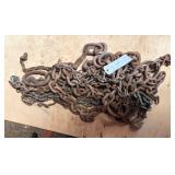 Various lengths of chain without hooks