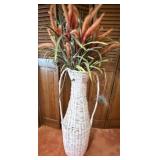 Wicker Vase Décor