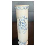 Vintage Blue Accented Bud Base