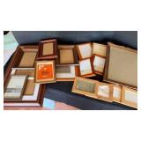 16 Wood Frames