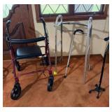 Folding Roller Walker w/seat