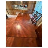 Mahogany Dining Room Table w/2 leaves