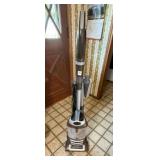 Shark Deluxe Vacuum