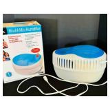 Health Mist Humidifier, Powers on , in box