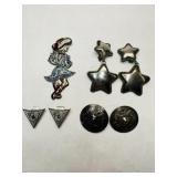 2 Western Style Earrings, Cowgirl Brooch, Collar
