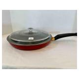 T-Fall 12" Skillet w/ glass lid--needs cleaned