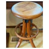 Vintage 14" round stool with screw up/down