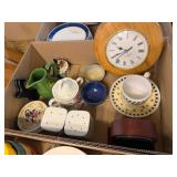 Salt/Pepper Shaker-Clocks-Glassware