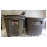 3 18 Gallon Storage Containers With Lids