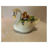 Fitz & Floyd Essential Holiday Swan Covered
