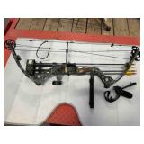 Diamon Gladiator compound bow; draw 50-70lb
