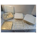 Sq. Ovenware and Trivets Temp-tations