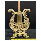 Metal Harp-shaped Magazine Rack, 11' tall