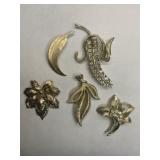 5 Gold tone Vintage Brooches-1 is Sarah Cov