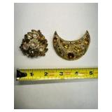 2 Vintage Brooches Gold tone & Amber stones