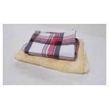 2 Vintage Fabric & Polyester Blend Table Covers