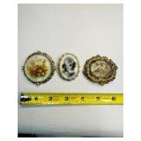 3 Brooches w/ Glass & gold tone frame, Flowers,