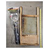 Wood & glass washboard (18') & Flocker