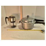 Coffee brewer, pressure cooker