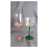 2 Mismatched Vintage Classic Style Wine Glasses