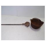 Vintage Cast Iron Melting Smelting Pot & Ladle