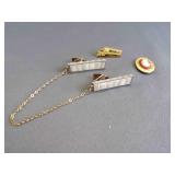 Cameo Necklace Pendant & Vintage Gold Tone Mother