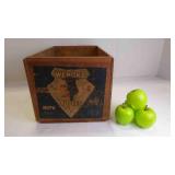 Vintage Wenoka Apples Wood Crate w/Faux Apples
