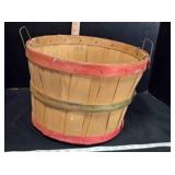 Wood half-bushel orchard basket