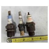 3 Spark Plugs, Champion, Blue Crown, Edison