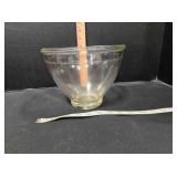 Clear glass mixing bowl, 6" tall