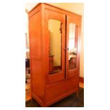 Vintage Wardrobe w/clothes rod