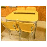 Berkshire House Vintage Kitchen Table & 4 Chairs