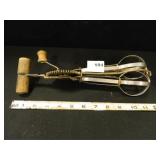 Vintage Beater w/Wood Handles