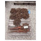 7 - 20' Log Chains & 5 Chain Binders
