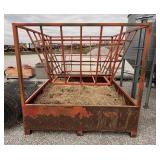 Round Bale Feeder w/ Basket