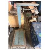 Platform Scales w/ Weights