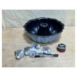 Funky Lot in Bundt Pan Lighter plus