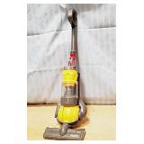 Casdon Dyson Ball Toy Vacuum Cleaner Works