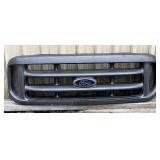 99 - 04 Ford Super Duty Front Grill 1C35-8200W