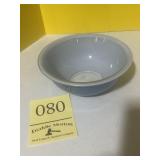 Pyrex glass bowl