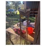 CAPA City 2000 pound chain hoist